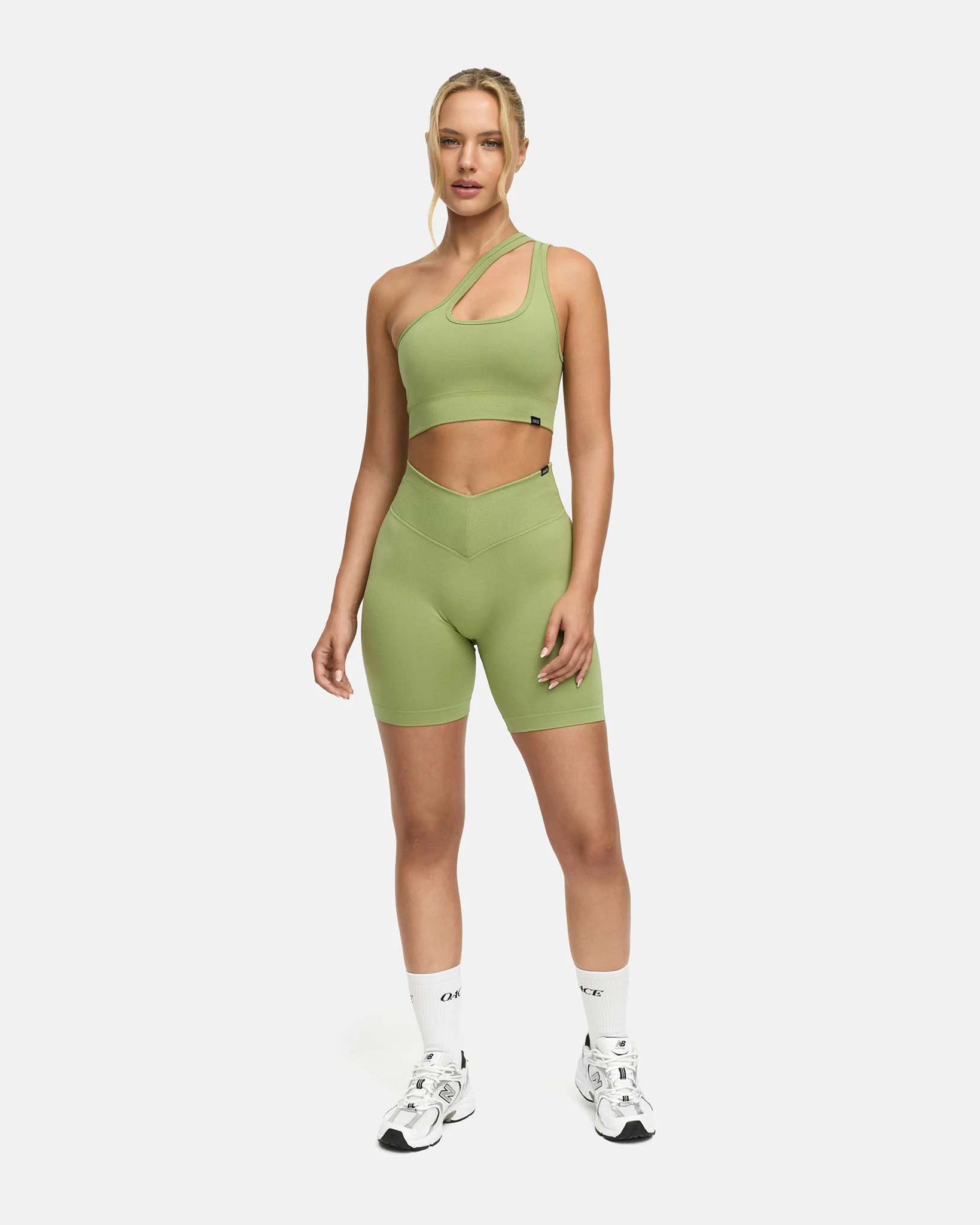 Toned V-Shape Shorts - Image 12